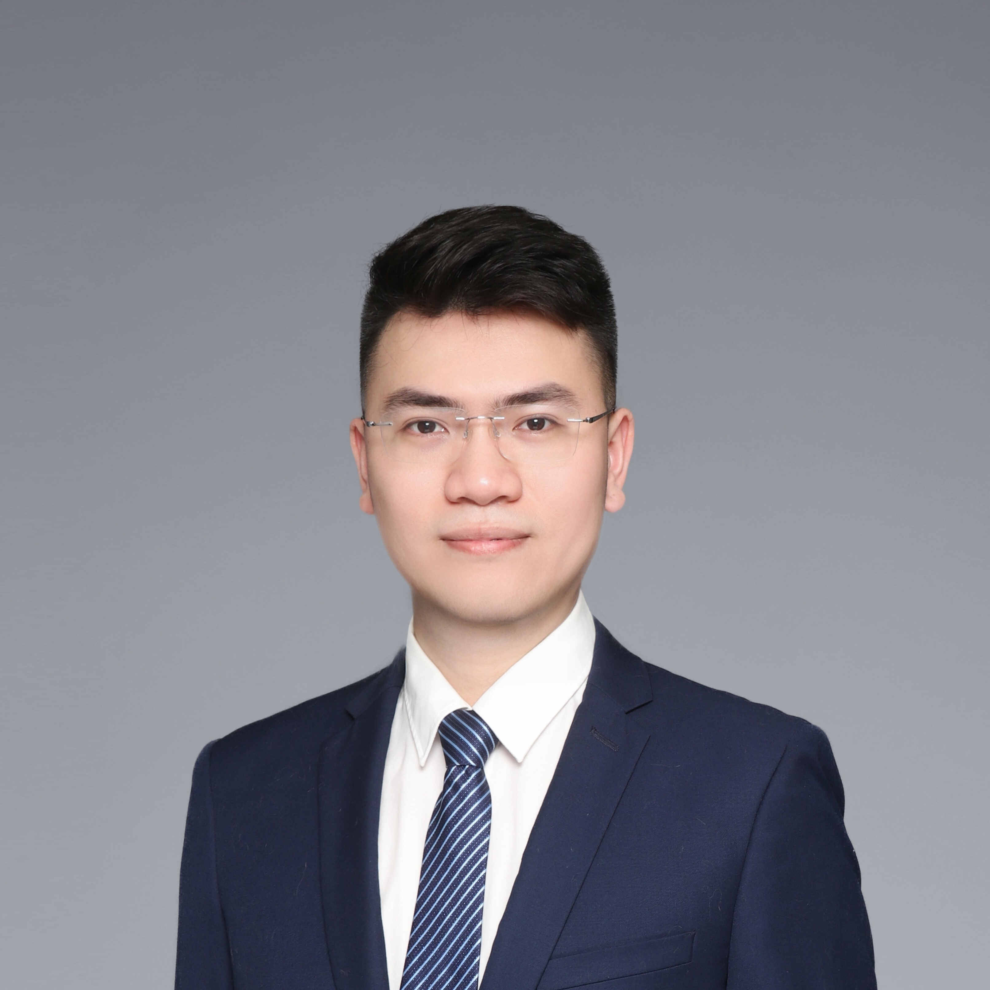 Zewen Liang